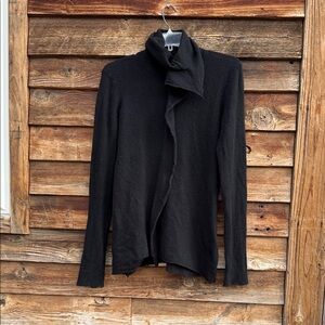 RUNDHOLZ 100% cashmere Black Asymmetrical top made in Germany